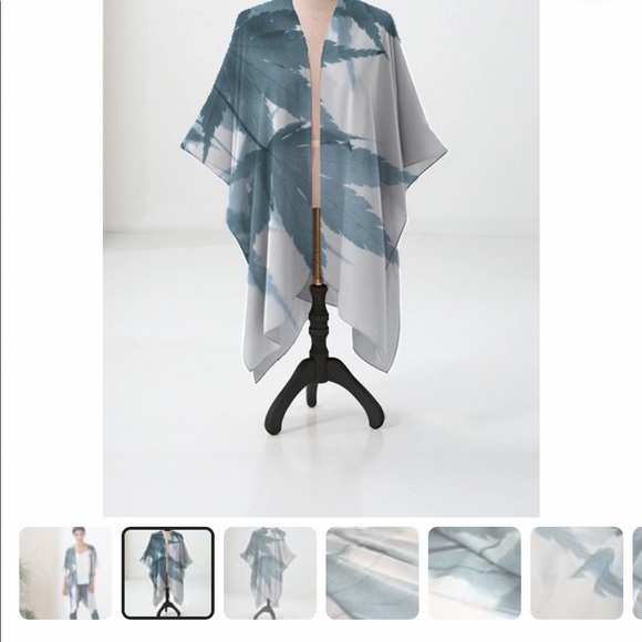 ⭐️Host pick⭐️New NancyJ kimono/coverup - Picture 7 of 10